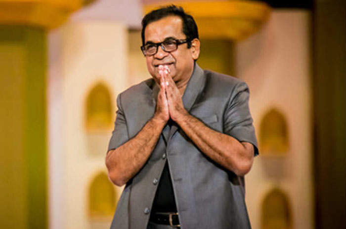 brahmanandam,rare honor,america,asian film festival red carpet welcome  బ్రహ్మానందం టైం మళ్లీ మొదలవుతుందా!