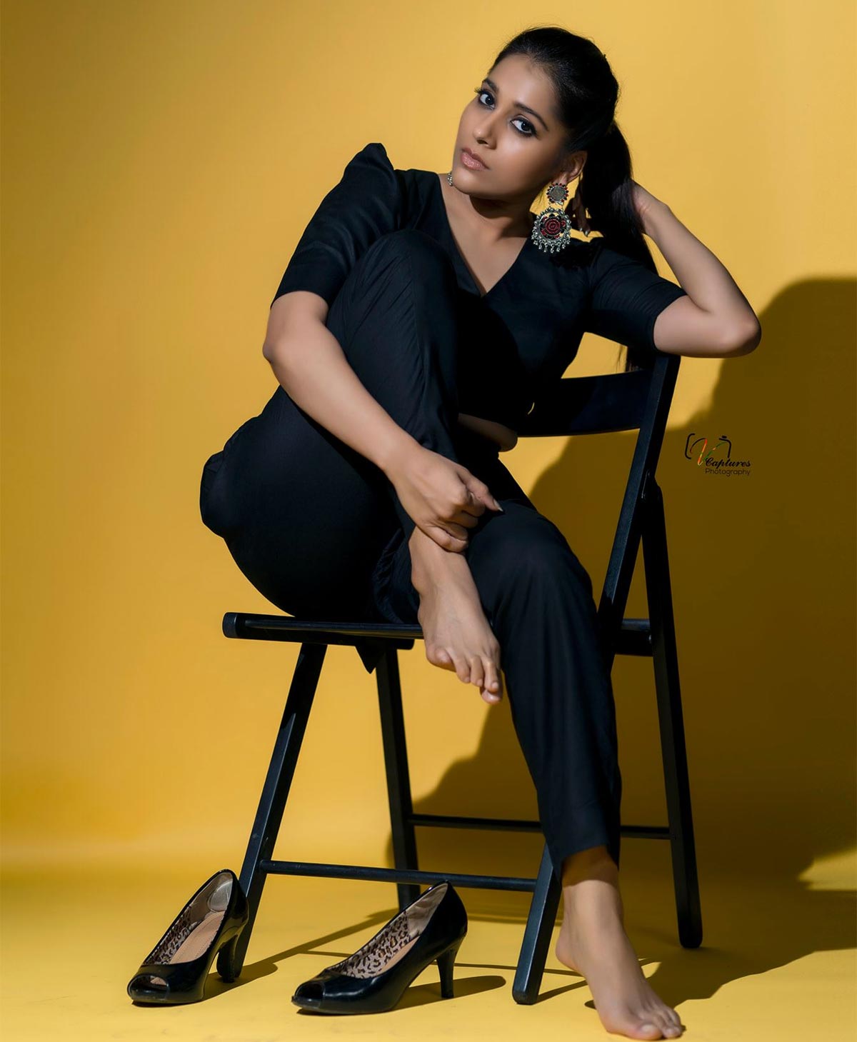 rashmi gautam,jabardasth rashmi gautam,rashmi gautam latest glamour look  రష్మీ గౌతమ్ జబర్దస్త్ లుక్ 