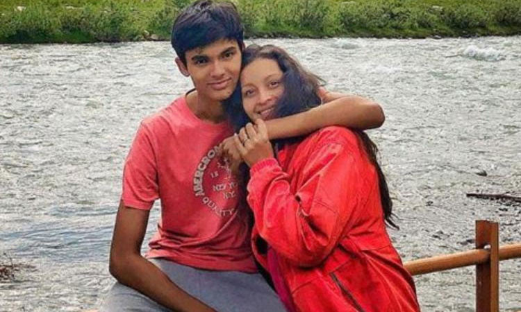 renu desai,akira nandan,akira silver screen entry,pawan kalyan son  పవన్ కొడుకు సిల్వర్ స్క్రీన్ ఎంట్రీపై క్లారిటీ