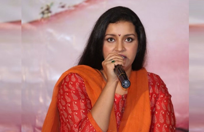 renu desai,kathua,asifa case  రేణు దేశాయ్ ఆవేదన వ్యక్తం చేసింది..!