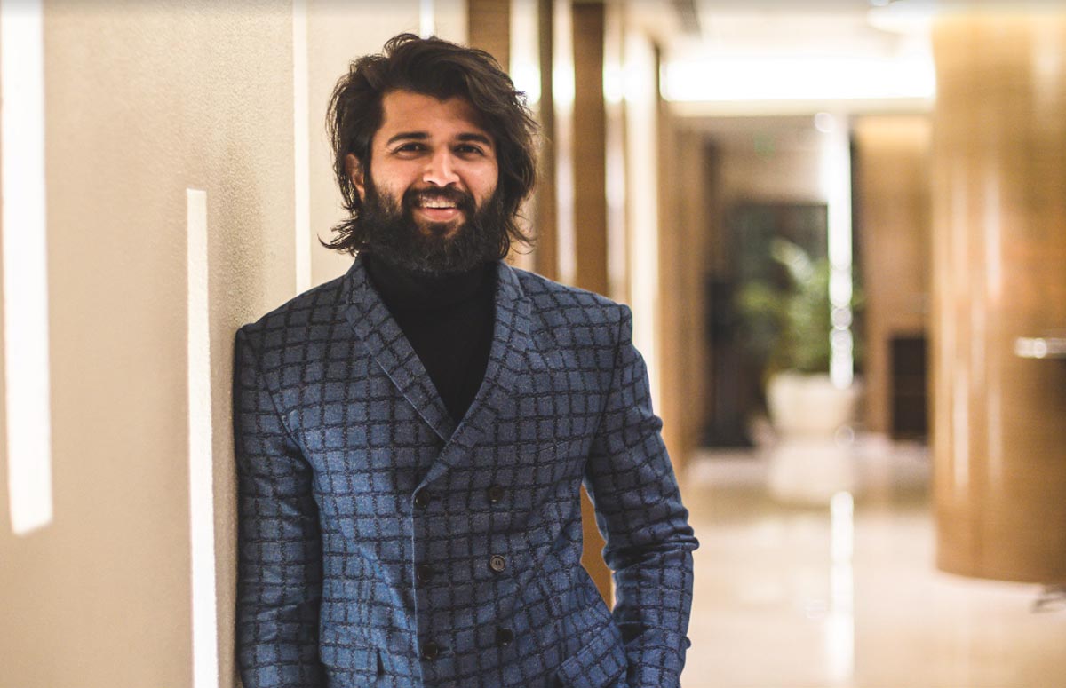 vijay deverakonda,ranke three,india,most desirable man,pan india star,rowdy star  ప్యాన్ ఇండియా లెవెల్‌లో విజయ్‌కి 3వ స్థానం