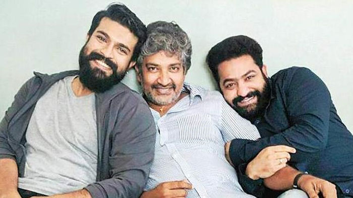 ss rajamouli,ram charan,rrr,jr ntr,acharya,shooting,update  చరణ్ కోసం.. ఎన్టీఆర్‌ని కన్విన్స్ చేశారా?