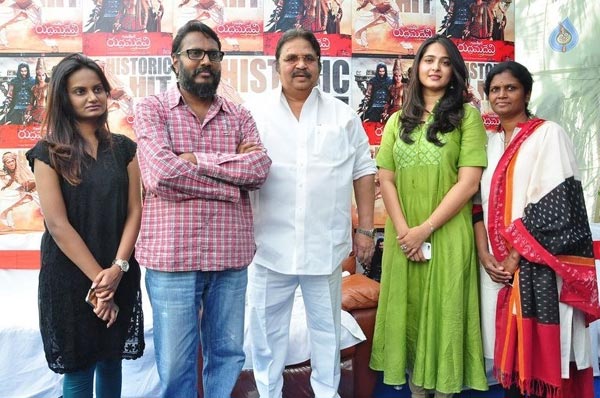 rudhramadevi,dasari narayanarao,gunasekhar,anushka  రుద్రమదేవిపై దాసరి స్పందన!