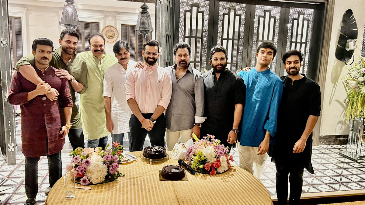 sai dharam tej,mega family,mega heroes,chiranjeevi,pawan kalyan,naga babu,ram charan,allua rjun,varun tej,akeera  ఆక్సిడెంట్ తర్వాత మెగా హీరోలతో సాయి ధరమ్ 