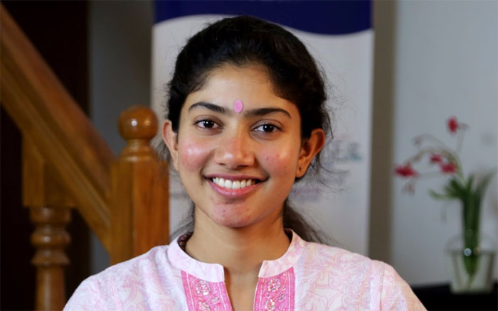 sai pallavi,rejects,face cream add,2 crore deal  సాయి పల్లవి చాలా తేడా..!