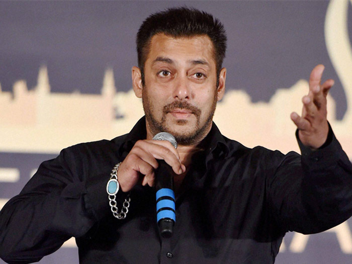 salman khan,supporters,thanks,gratitude  ఎమోషన్‌ అయిన కండల వీరుడు! 