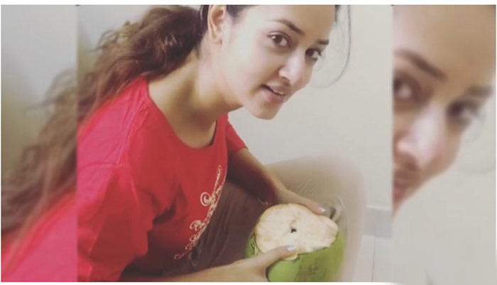 kannada actress,shanvi srivastava,coconut water,no straw challenge  మంచిపనికి నో స్ట్రా చాలెంజ్‌ : శాన్వి! 