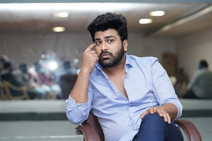 sharwanand,unhappy,14 reels banner,ram achanta,gopi achanta,sreekaaram producers,sreekaram movie  శ్రీకారం నిర్మాతలతో శర్వానంద్ గొడవ 