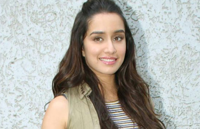 shraddha kapoor,saina nehwal,biopic  బయోపిక్ పై ఈ భామ క్లారిటీ ఇచ్చింది..! 