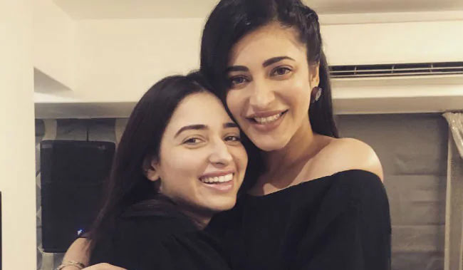 tamanna,shruti haasan,best friends,tamanna - shruti haasan  శృతి హాసన్ ధైర్యంపై తమన్నా కామెంట్స్