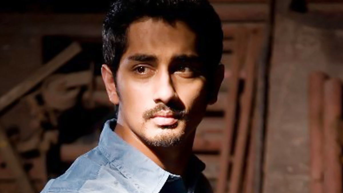 actor siddharth,siddharth strong reply,social media trolls  నెటిజెన్ కోతి ప్రశ్నకి సిద్దు దిమ్మతిరిగే కౌంటర్ 