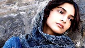 sonamkapoor,swine flu,rajkoat,hospital  ప్రముఖ హీరోయిన్‌కు స్వైన్‌ఫ్లూ