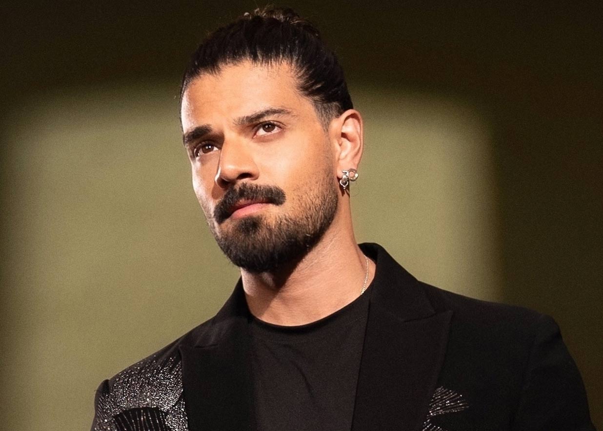 sooraj pancholi  న‌న్ను క‌స‌బ్‌లా ట్రీట్ చేసారు.. న‌టుడి ఆవేద‌న‌