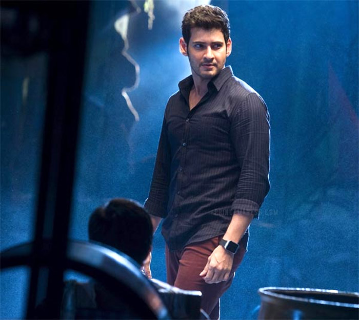 mahesh babu,director murugadoss,spyder movie,spyder one more teaser  మహేష్ ఫ్యాన్స్ కు శుభవార్త చెబుతున్నాడు..!