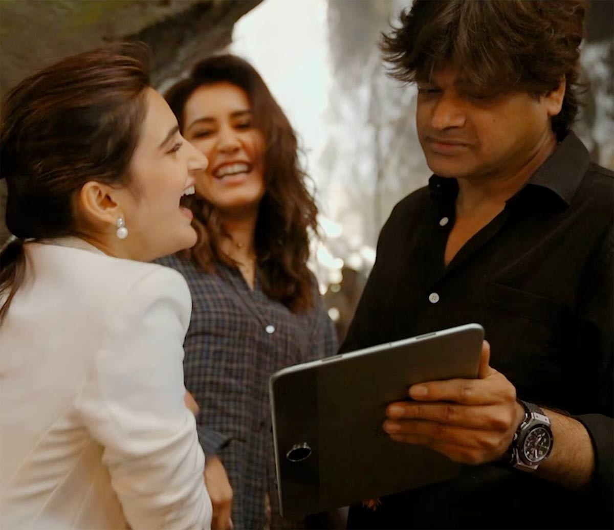 sreeleela  ఆ ఇద్దరి హీరోయిన్స్ కి ఒకే టాస్క్ 