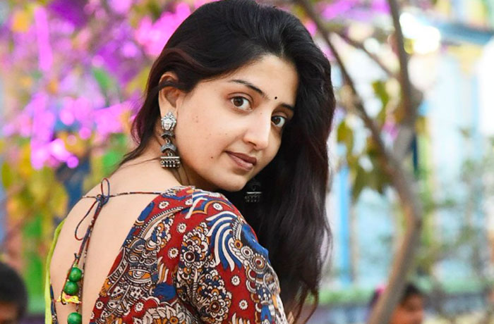 poonam kaur,tollywood sex racket,chacago,kishan modugumudi,vibha  పూనమ్‌ కౌర్.. మరో బాంబు పేల్చింది! 