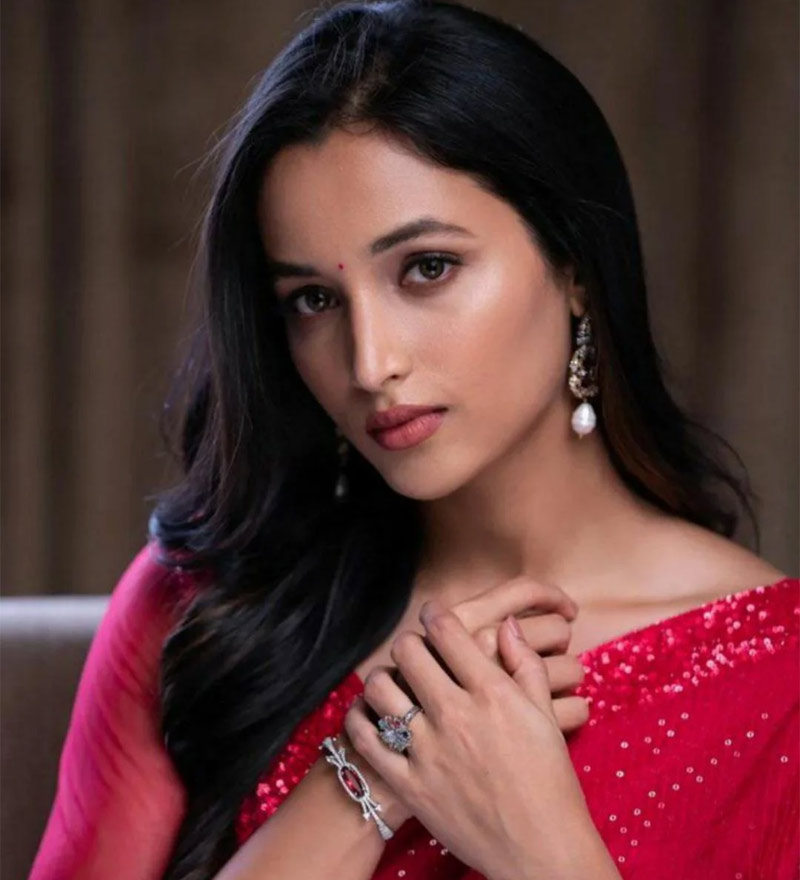 kgf,actress srinidhi shetty,srinidhi shetty,kannada beauty  కేజిఎఫ్ హీరోయిన్ కాస్ట్లీ కోరికలు 