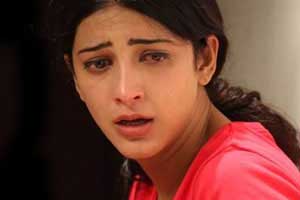 sruthihasan,picture house media,court,civil,criminal actions  శ్రుతిహాసన్ పై కేసు ఎందుకు..?