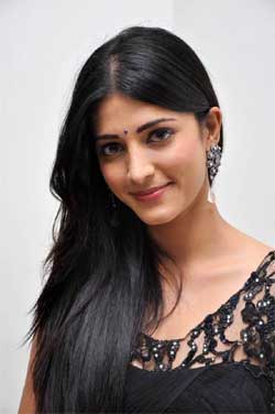 sruthihasan,picture house media,pune,yara movie shooting,best time  నా లైఫ్ లో బెస్ట్ టైం అంటున్న శ్రుతి..!