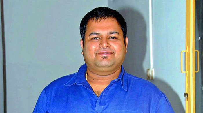 ss thaman,music director,busy,gayatri,intelligent,tholiprema  తమన్‌ తబలాకి తలపోటు...! 