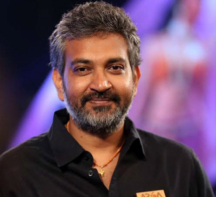 director rajamouli,baahubali movie,star heroes,bollywwod heroes,tollywood heroes,ntr,nani,mahesh babu,rajinikanth  దండాలయ్యా.. జక్కన్న..! 