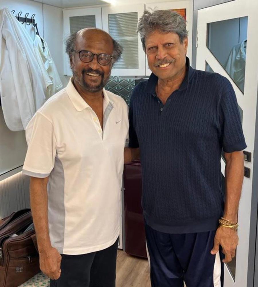 rajinikanth,d kapil dev  సూపర్ స్టార్ తో మాజీ క్రికెటర్ 