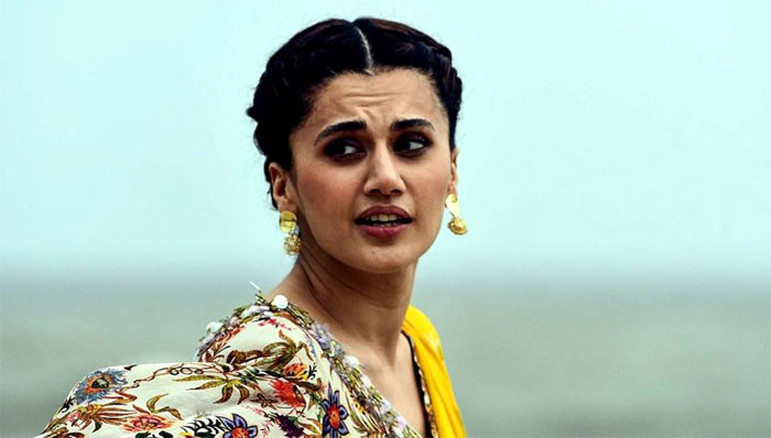 taapsee,taapsee pannu,south film industry,voice change  తాప్సి మాట మీద నిలబడదా?