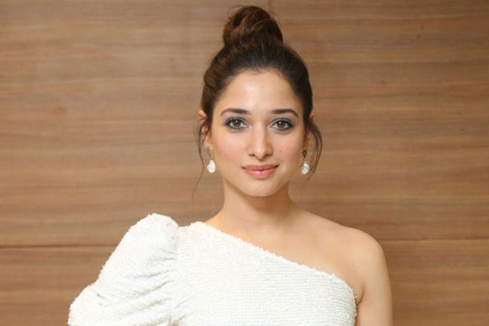 tamanna,big deal,aha,allu aravind,show,promotion,heroine tamanna  ఆహా.. తమన్నాకి గట్టిగానే ఇస్తున్నారుగా..!