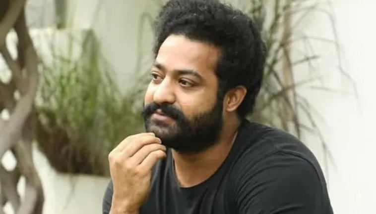 nr,tarak,jr ntr,rrr movie,pan india movie rrr,rajamouli,ott release,theatrical release,national media,ntr intervew  ఆ విషయంలో కుండబద్దలు కొట్టిన తారక్