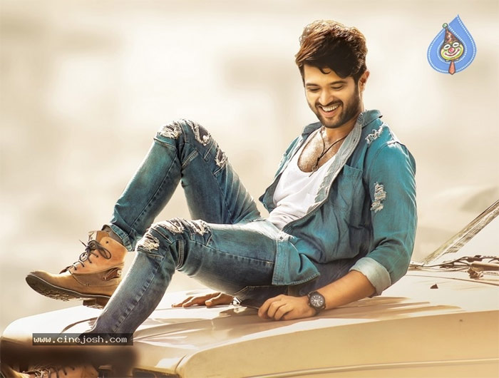 vijay devarakonda,taxiwala,release date,june 14  'టాక్సీవాలా' కు గ్రీన్ సిగ్నల్ వచ్చేసింది?