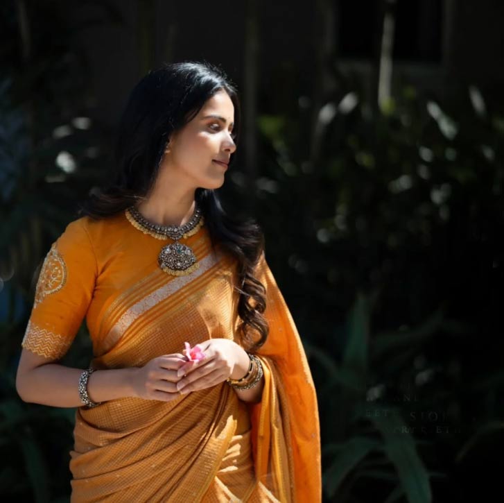 thanuja  అభిమాని డైరీ కన్నీళ్లు పెట్టుకున్న తనూజ 