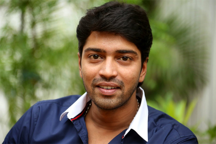 allari naresh,meda meeda abbayi,mahesh babu,bharath ane nenu movie  అల్లరోడి భయం వాస్తవమే..!