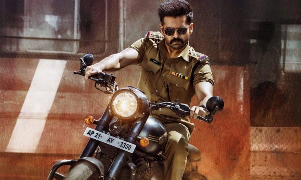 the warrior,ram pothineni,the warrior movie,aadhi pinisetty,krithi shetty,the warrior result,box office,lingusamy  వానలైతే ఏంటి.. వారియర్ కుమ్మేస్తున్నాడుగా!