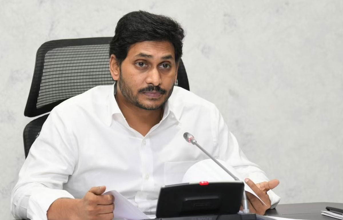 tollywood,industry,legal battle,ap government,jagan government  జగన్ నీకు ఇది తగునా 