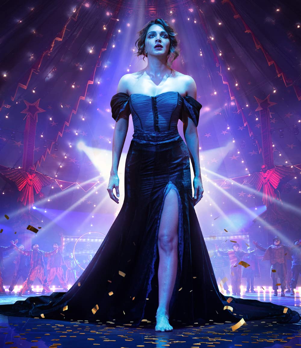 toxic  టాక్సిక్‌ - నాడియా గా కియారా అద్వానీ లుక్ 