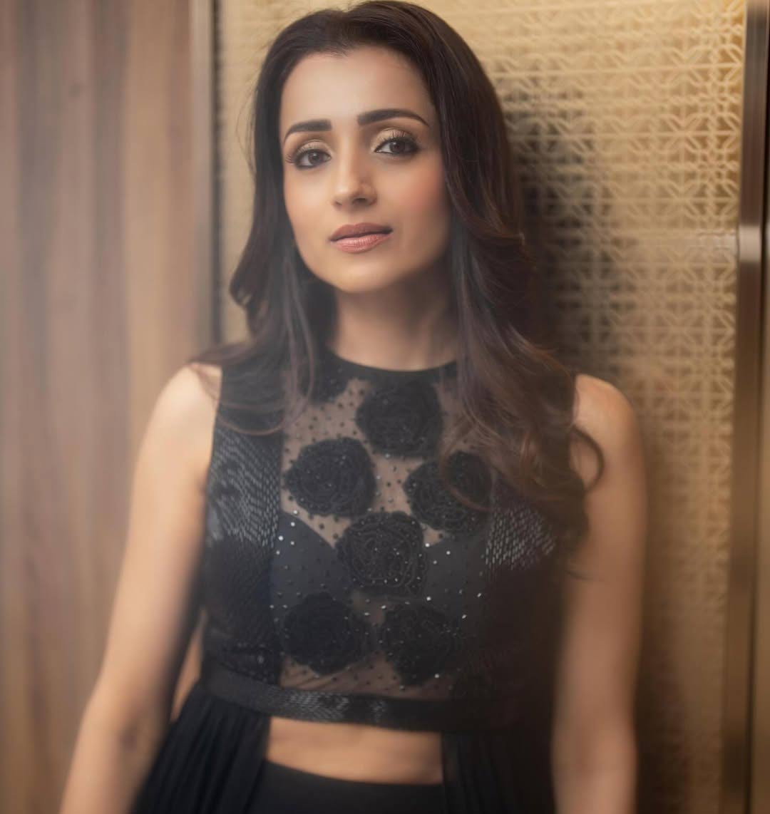 trisha  రూమర్స్ పై త్రిష మాస్ కౌంటర్ 