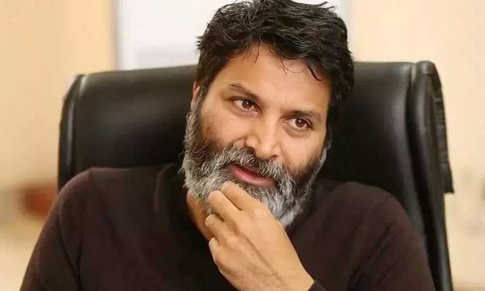 trivikram  ఇద్ద‌రి మ‌ధ్య న‌లిగిపోతున్న గురూజీ!