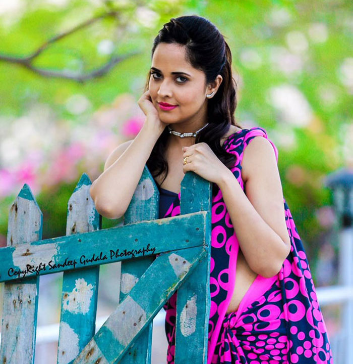 anasuya bharadwaj,rangasthalam release,social media,anchor  అనసూయ మళ్లీ వస్తోందట..! 