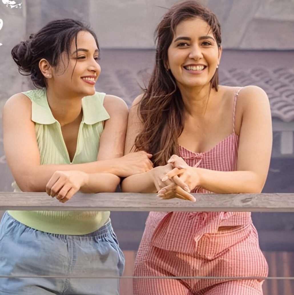 raashi khanna  ఇద్దరు హీరోయిన్స్ డిజప్పాయింట్ అయ్యారు 