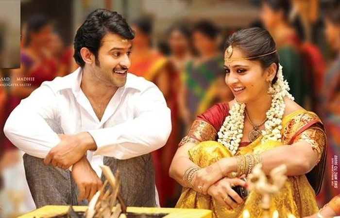 umair sandhu,prabhas,anushka,engagement,december  ప్రభాస్, అనుష్క- డైరెక్ట్ గా నిశ్చితార్థమే!