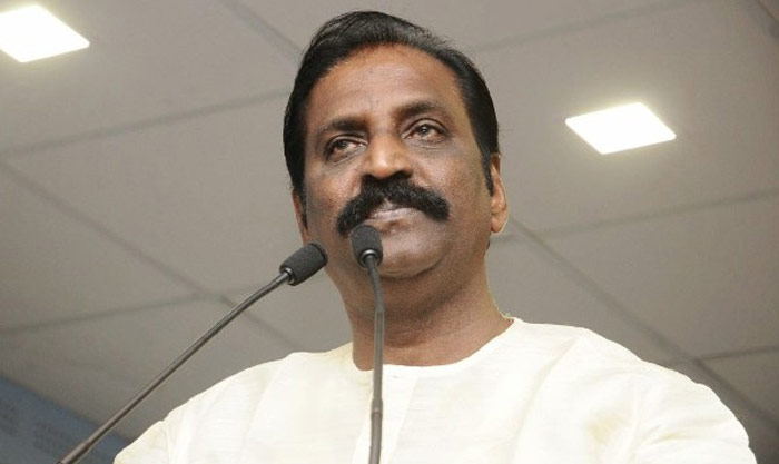 vairamuthu,chinmayi,sex abuse,allegations,chinmayi  చిన్మయ్ చాలెంజ్‌కు వైరముత్తు దడిచాడా..? 