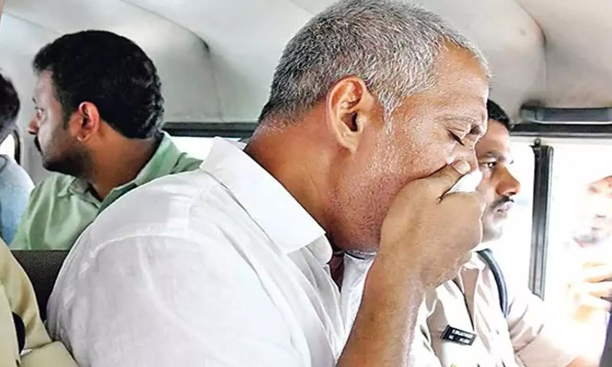 vallabhaneni vamsi  వల్లభనేని వంశీ కి అస్వస్థత 
