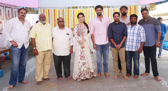 varun tej,raashi khanna,venki atluri,svcc banner  ప‌దేళ్ళ ల‌వ్‌స్టోరీ జ‌ర్నీతో వరుణ్ తేజ్ చిత్రం!