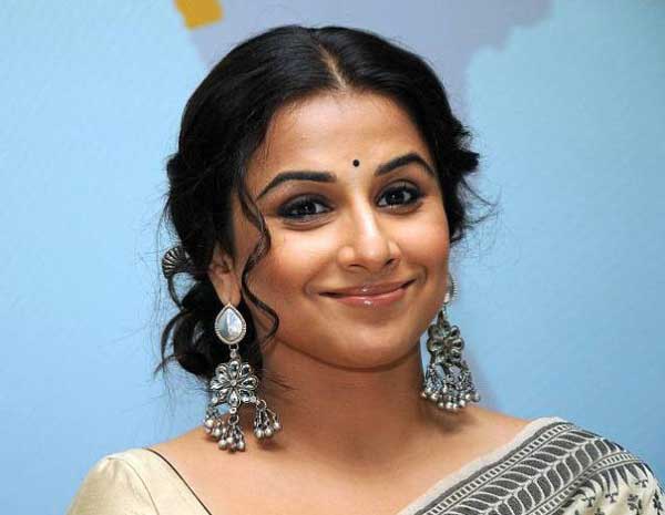 vidyabalan,bollywood,vidya balan remuneration,lady oriented movie,vidya balan,kangana ranauth,  విద్య‌కి 18కోట్ల రెమ్యున‌రేష‌న్‌..!