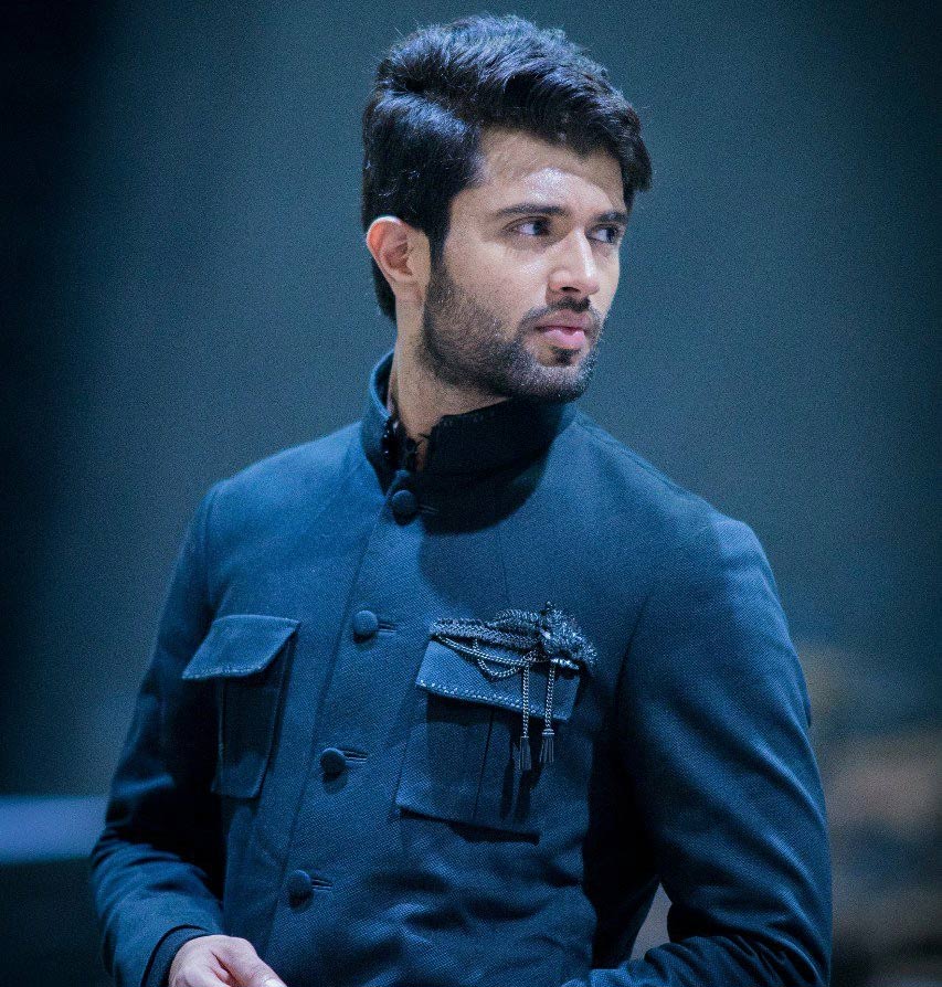vijay devarakonda  డాన్-3 ఆఫర్ ను వదులుకున్న టాలీవుడ్ హీరో 