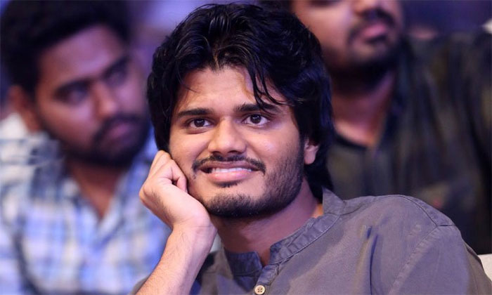 anand deverakonda,dorasani,second film,confirmed  విజయ్ దేవరకొండ కంటే స్పీడ్‌గా ఉన్నాడుగా!!