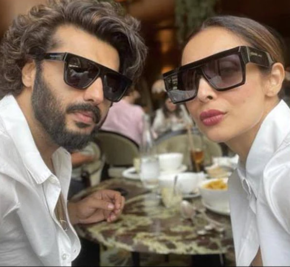 arjun kapoor,malaika arora,karan johar  మలైకాతో పెళ్ళికి రెడీగా లేను: అర్జున్ కపూర్  