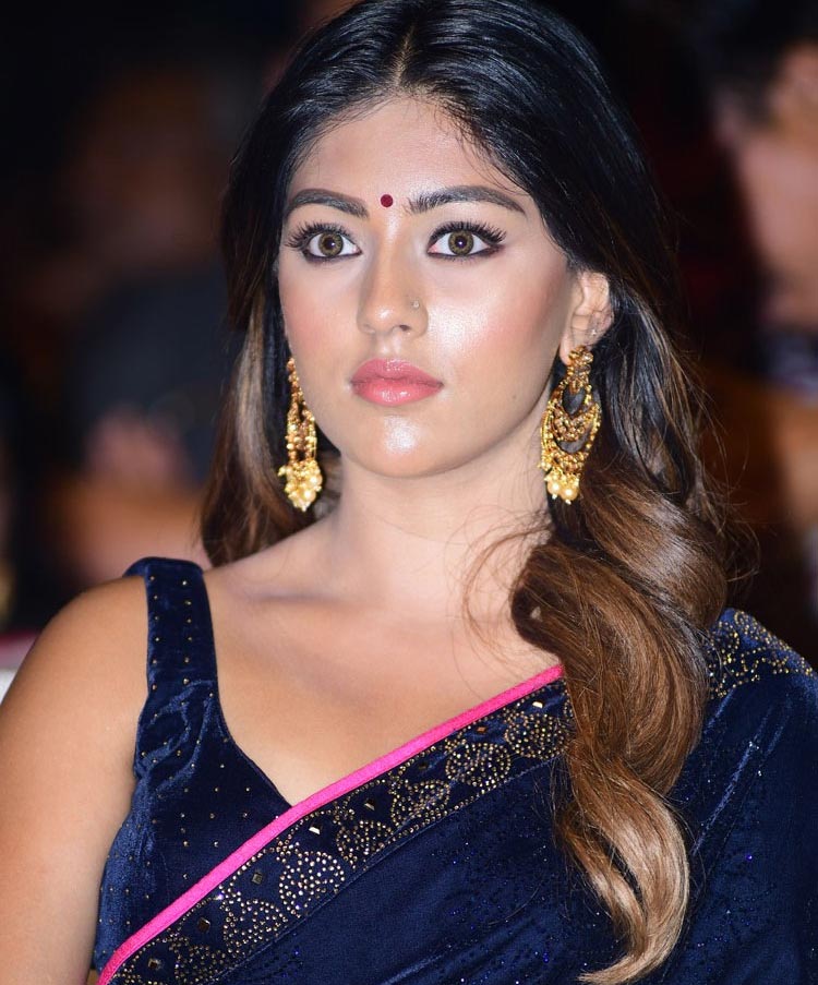 ravanasura help anu emmanuel  అనూకి మరో హిట్ దక్కేనా?