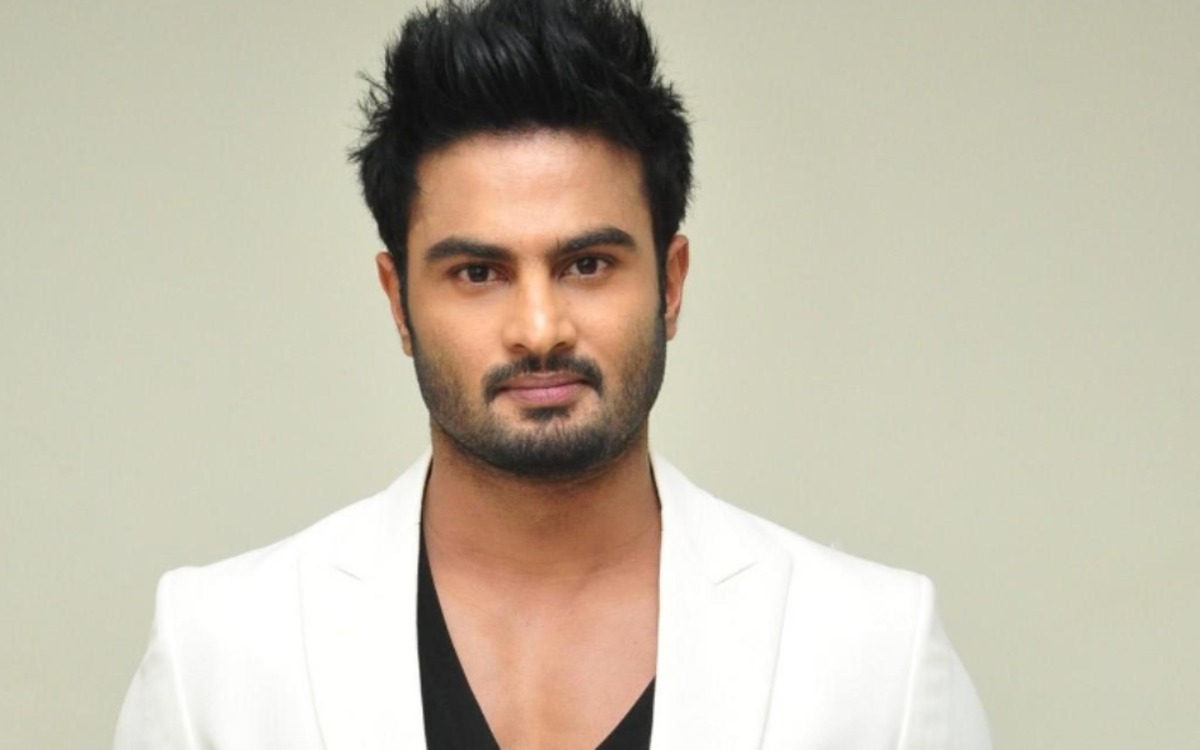 sudheer babu,v the movie,mahesh babu,telugu  సుధీర్ బాబు కోరిక నెరవేరుతుందా..?