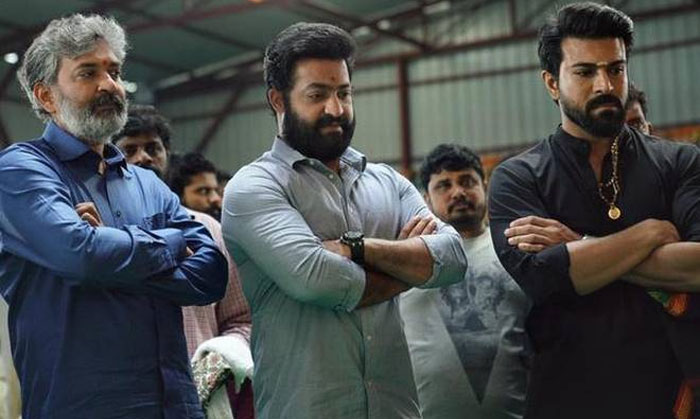 rajamouli,ram charan,ntr,rrr movie,fitness  రాజమౌళి తప్పే.. ఆర్ఆర్ఆర్ ఆగడానికి కారణం?